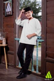 White for Boy - Image 2